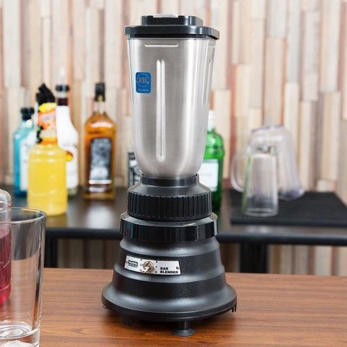 Waring BB155S 32 oz. Two Speed Commercial Bar Blender with 3