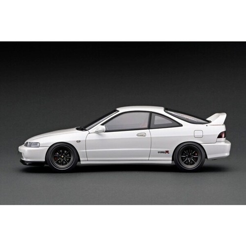 ignition model 【IG3055】インテグラタイプＲ　DC2 IG3055 1/18 Honda INTEGRA (DC2) TYPE R Pearl White With