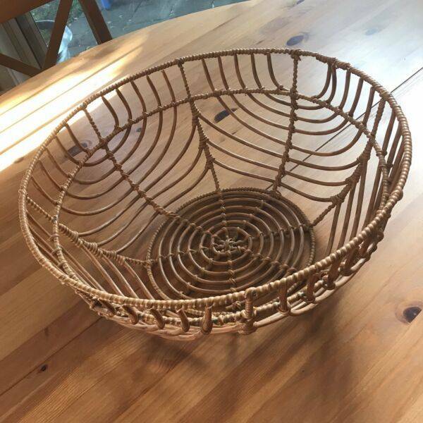 LARGE BROWN ROUND RATTAN STYLE WICKER BOWL BOHO CHIC HOME DECOR EUC