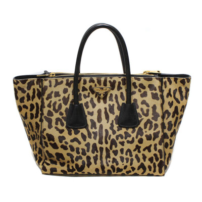 BabylClub★韓国大人気 Leopard Logo Enamel Bag - 2color Baby metal club] Leopard logo enamel bag (2col) 正規品 韓国