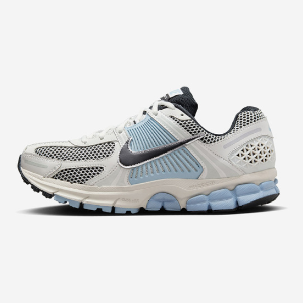 Женские кроссовки Nike Zoom Vomero серого/синего цвета (FQ7079-001) доставлены в кратчайшие сроки