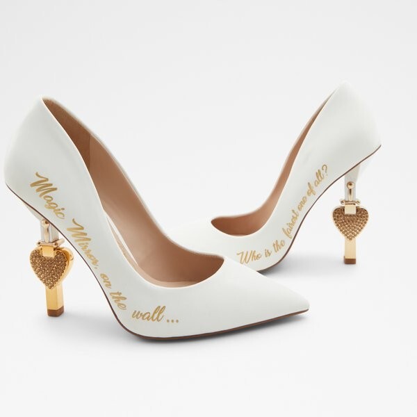 【ALDO x Disney】スノーホワイト キックス★ディズニーの魔法を Disney x Aldo Snow Slipper Snow White Princess High Heel