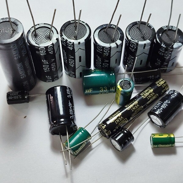 Electrolytic Capacitor 6.3V 10V 16V 25V 35V 50V 63V 100V