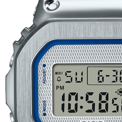 Pre-owned Casio G-shock Precious Heart Gm-s5600lc-7jf Silver Blue Women's Watch In Box