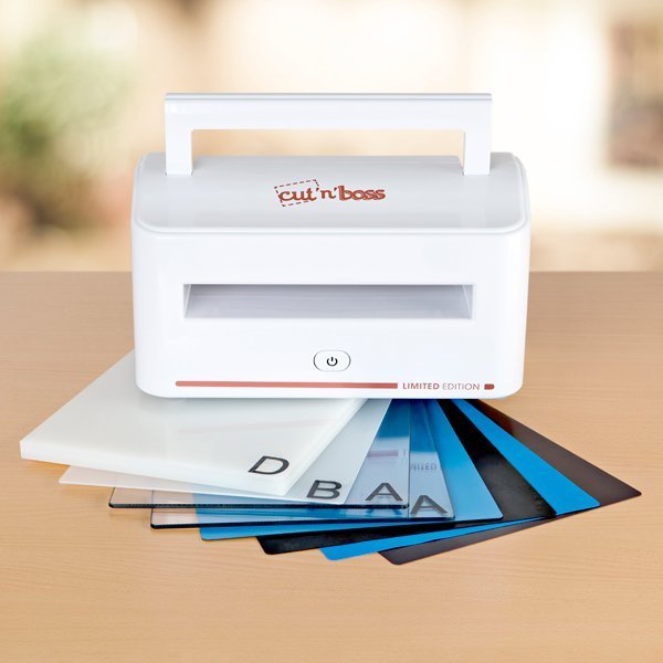 CRAFTWELL 'CUT n BOSS' Automatic Die Cut/Cutting & Embossing Machine A4