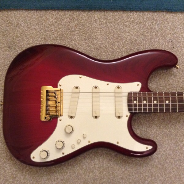 Fender Stratocaster Gold Elite USA 1983 (Ty Tabor KING'S X) in