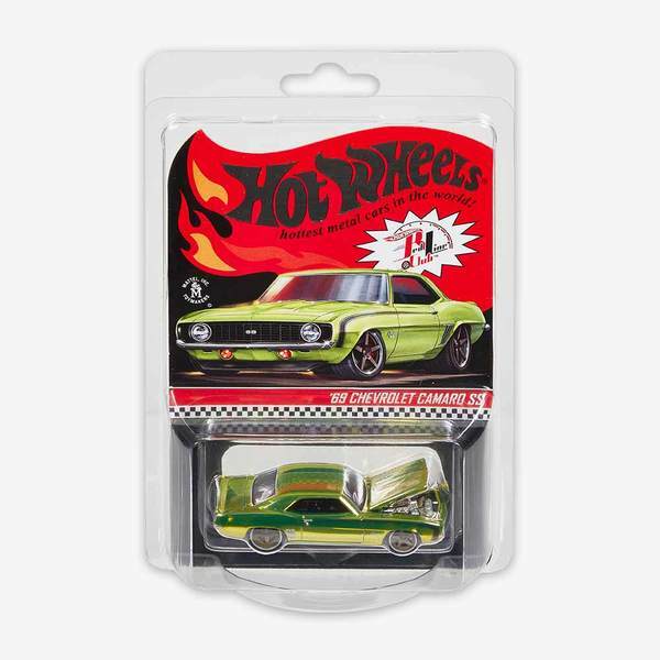 ホット ホイール RLC 限定 69 シボレー カマロ、サイン入り。 Hot Wheels HWC RLC Exclusive '69 Chevrolet Camaro SS ON HAND