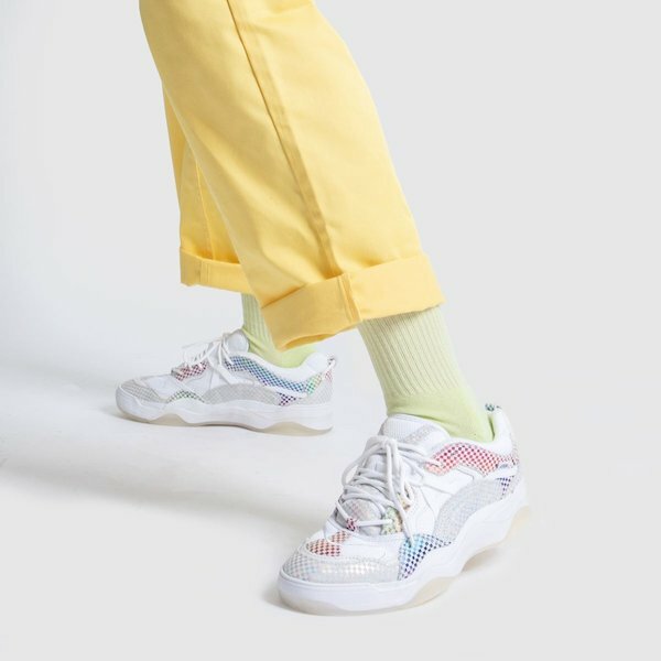 Vans varix on feet