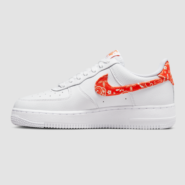 

Женские кроссовки Nike Air Force 1 07 ESS DJ9942-102 Expeditedship, Белый, Nike Air Force