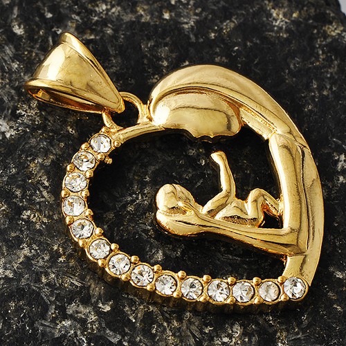 Lovely-Yellow-Gold-Filled-Clear-CZ-Mom-hugs-baby-Heart-Pendant-A3911