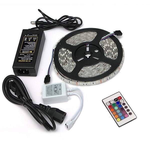 Striscia A Led Rgb 5 Metri 300 Smd5050 Bobina Led Strip Adesiva Alimentatore hsb