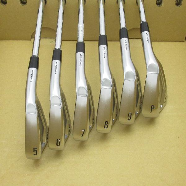 Dunlop Iron Set SRIXON ZX7 Stiff Dynamic Gold D.S.T S200 6 Dunlop Iron Set SRIXON ZX7 Stiff Dynamic Gold D.S.T S200 6