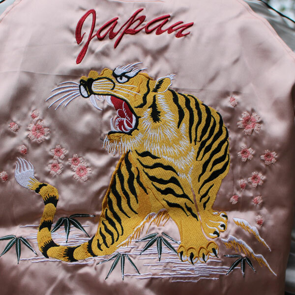 SATORI 虎 日本限定 ２面用 日本限定 スカジャン unisex レーヨン SCRIPT ファッション SATORI 虎 日本限定 2面用 日本限定 スカジャン
