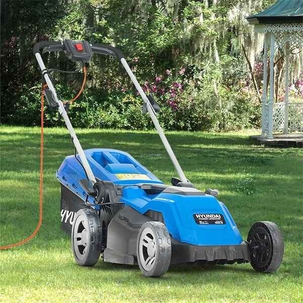 Hyundai HYM3800E Electric 1600W / 230V 38cm Rotary Rear Roller Mulching