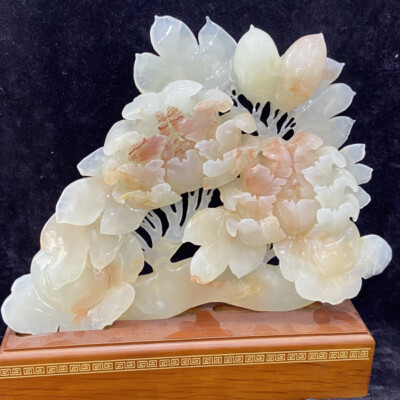 10.7lb Natural Crystal.hetian jade.Hand-carved.Exquisite being in full flower