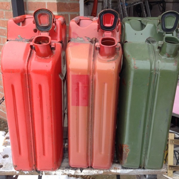 3 X 20 litre jerry cans good condition. Petrol diesel cans in Norwich