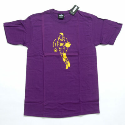 undefeated tshirt purple   M medium  basket basketball  - new