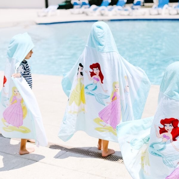 Pottery Barn Kids Disney Princess Hooded Bath Beach Towel Ariel Rapunzel NEW