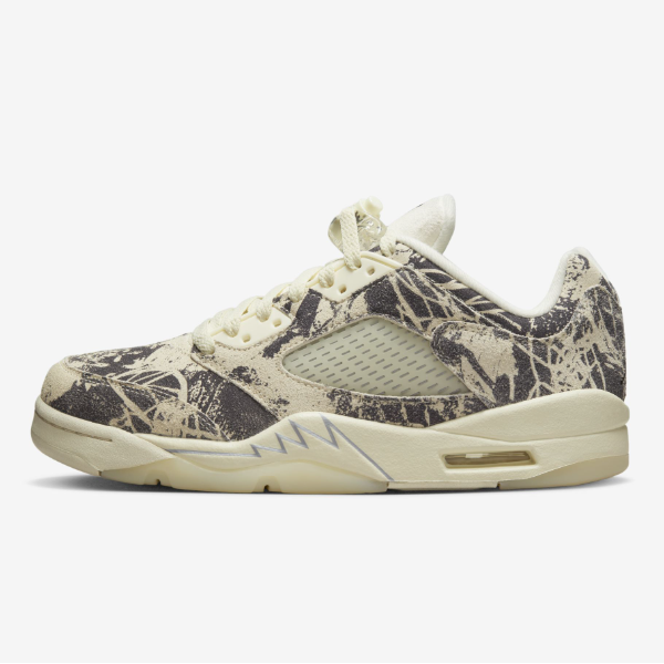 

Женские кроссовки Nike Air Jordan 5 в стиле ретро «Expression» (DA8016-100), Coconut milk, Nike Women's Air Jordan 5 Retro Low