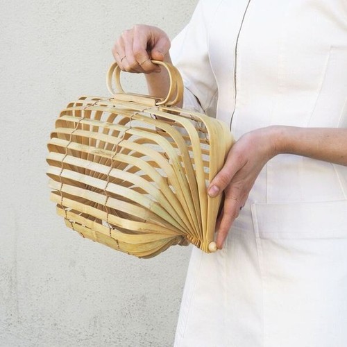 A POINT ETC Bamboo Bag 【IENA LA BOUCLE】 Bamboo Elisabetta Monogrammed Raffia Handbag | Mark and Graham
