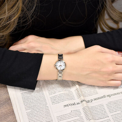 Pre-owned Seiko Lukia I Collection Ssvr139 White Solar Comfotex Women's Watch In Box