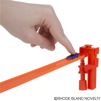 World's Smallest: Hot Wheels Mini World Drag Race Set (Includes 2 Cars)