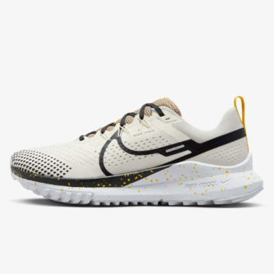 Nike epic react flyknit vs pegasus cheap