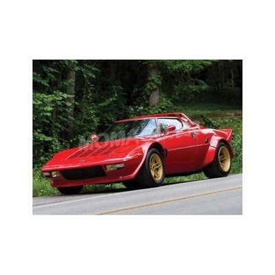 Sunstar 4521 LANCIA STRATOS STRADALE 1975 ROUGE 1/18