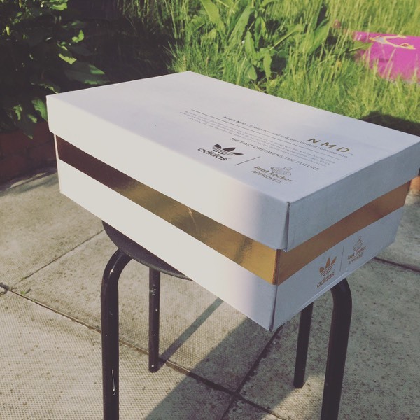 nmd r1 footlocker exclusive