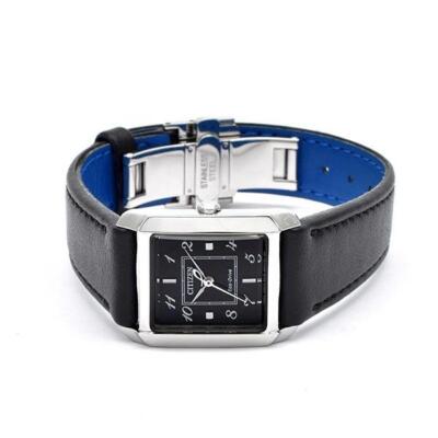 Pre-owned Citizen L Square Collection Ew5600-10e Black Women's Watch In Box