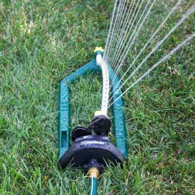 Melnor 3,400 sq. ft. Sturdy Oscillating Sprinkler Gentle Action Watering Lawns