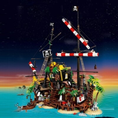 New DIY Pirates of Barracuda Bay 21322 building blocks toys set birthday gifts