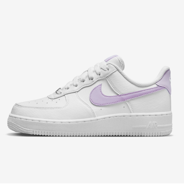 

Женские кроссовки Nike Air Force 1 07 Next Nature DN1430-105 Expeditedship, White / purple, Nike Air Force 1