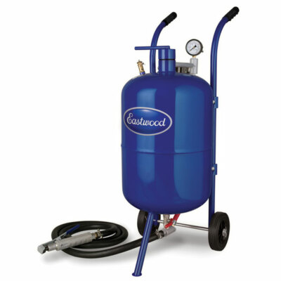 Eastwood High-Flow 100 Lb Portable Air Pressure Paint removing Abrasive Blaster