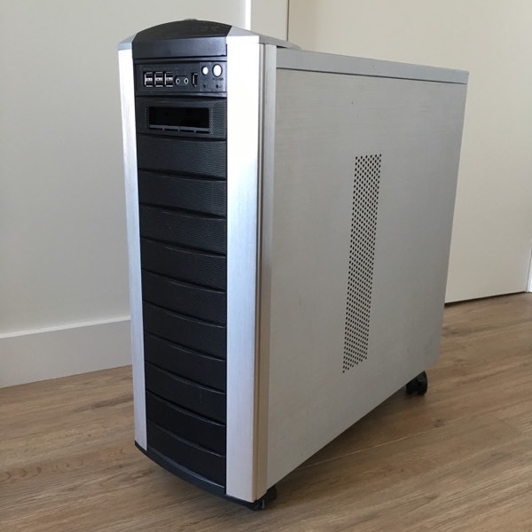 Cooler Master CM stacker STCT01 aluminium atx full tower in London