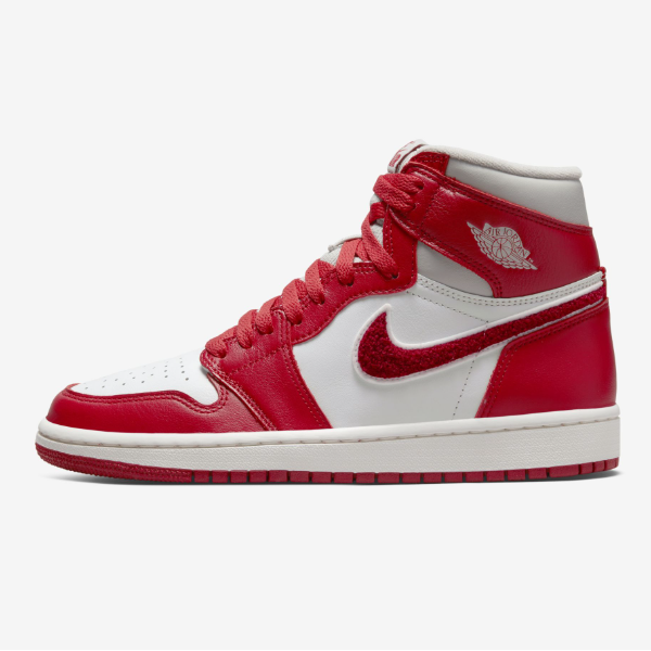 

Женские кроссовки Nike Air Jordan Retro High OG DJ4891-061 Varsity Red, Красный, Jordan Retro High