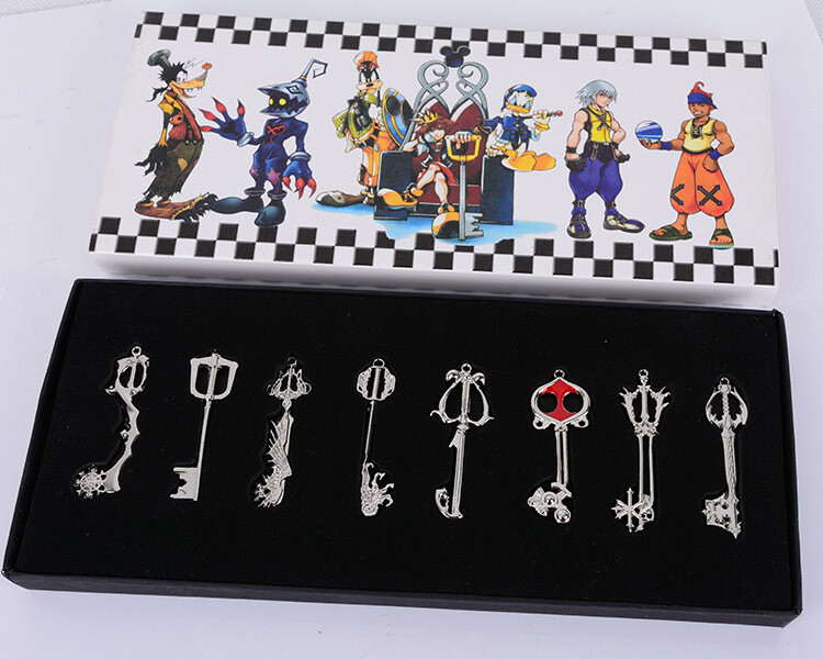 8pcs Set Kingdom Hearts 2 Keyblade Necklace Pendant Keychain