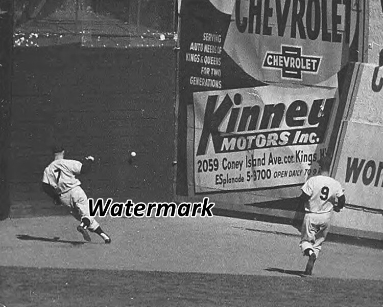 MLB 1956 Mickey Mantle Center Field Polo Ground Game Action