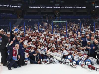 COLORADO AVALANCHE 2022 Stanley Cup Champions Glossy 8 x 10 Photo Poster