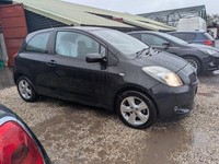 Toyota Yaris VVTI T SPIRIT ulez free black auto automatic hpi clear