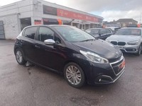 2019 Peugeot 208 PureTech Signature Hatchback Petrol Manual