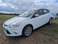 Ford Focus TITANIUM X white petrol hatchback 5 door Hpi clear low mileage