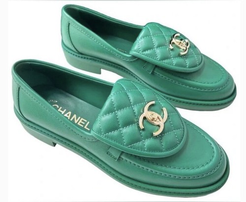 last sale CHANELローファー Chanel Gray Quilted Flap Turnlock CC Logo Lambskin Gray Mule