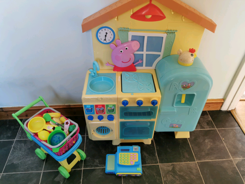 Peppa pig trolley and till deals