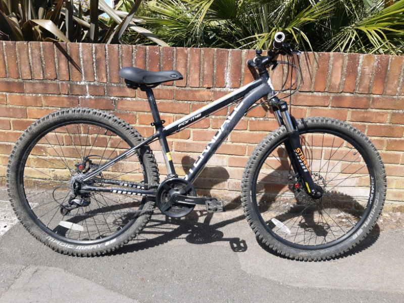 forme sterndale 3000