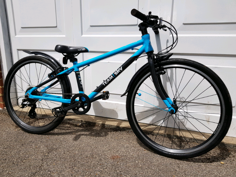 Frog 62 Team Sky 2024 snowriverchillers