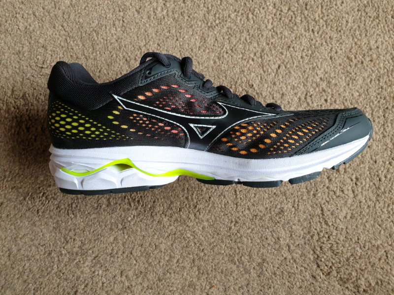 Mizuno Wave Rider 22 Comrades 2024 www.boomersummit