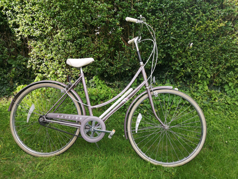 Raleigh chiltern lady 2025
