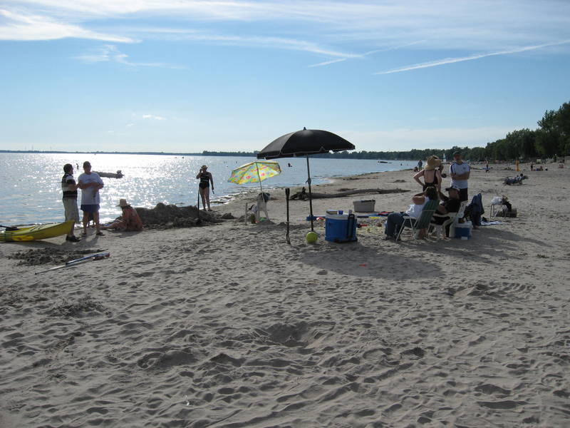 Lakefront cottage with sandy beach Long Beach,Wainfleet ,Ontario