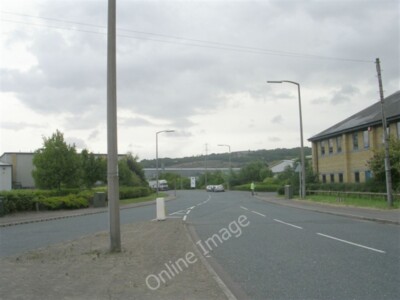 Photo 6x4 Lowfields Way - viewed from Savile Way Elland  c2009